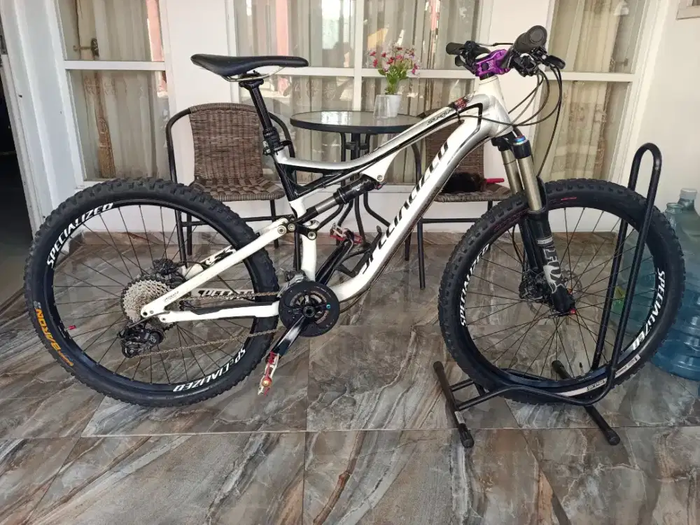 sepeda specialized fullsus