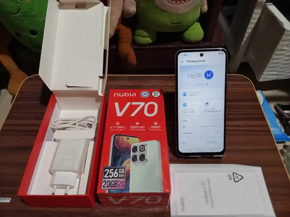 Nubia V70 NFC 8+12/256 GB ( RESMI )