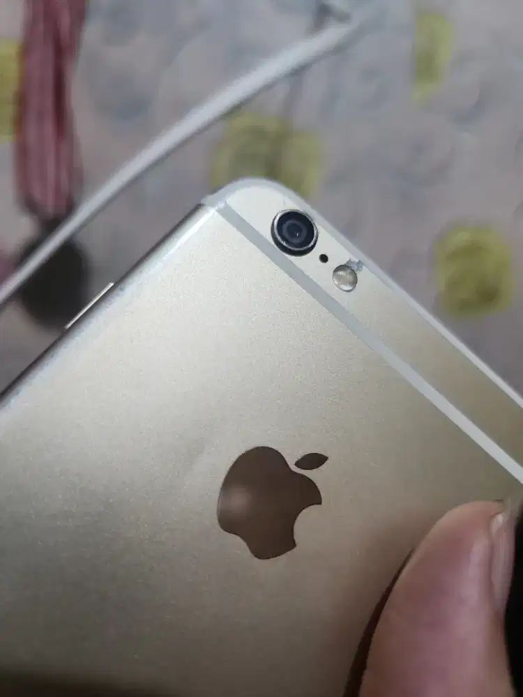 IPHONE 6 BEKAS NYALA