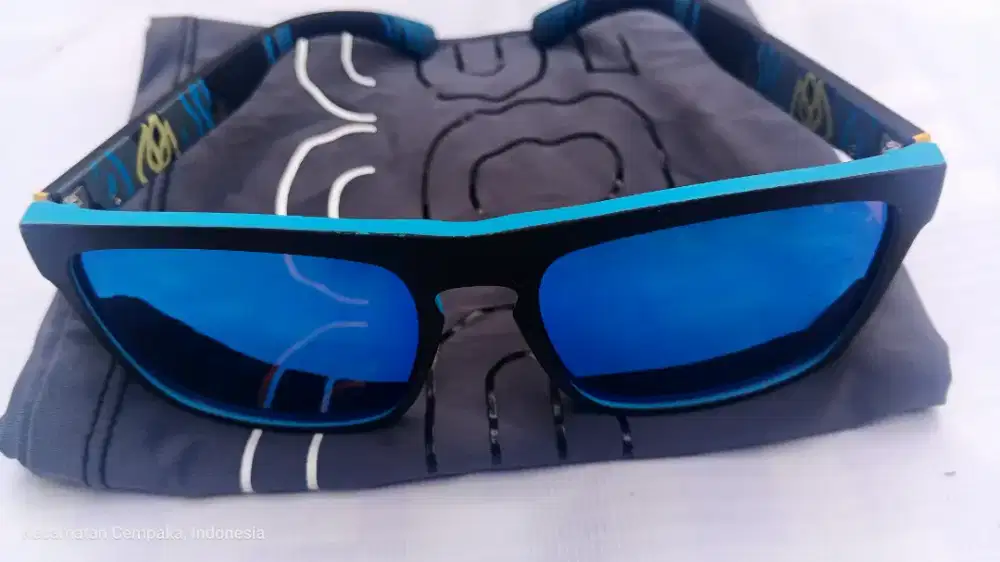 Kacamata polarized