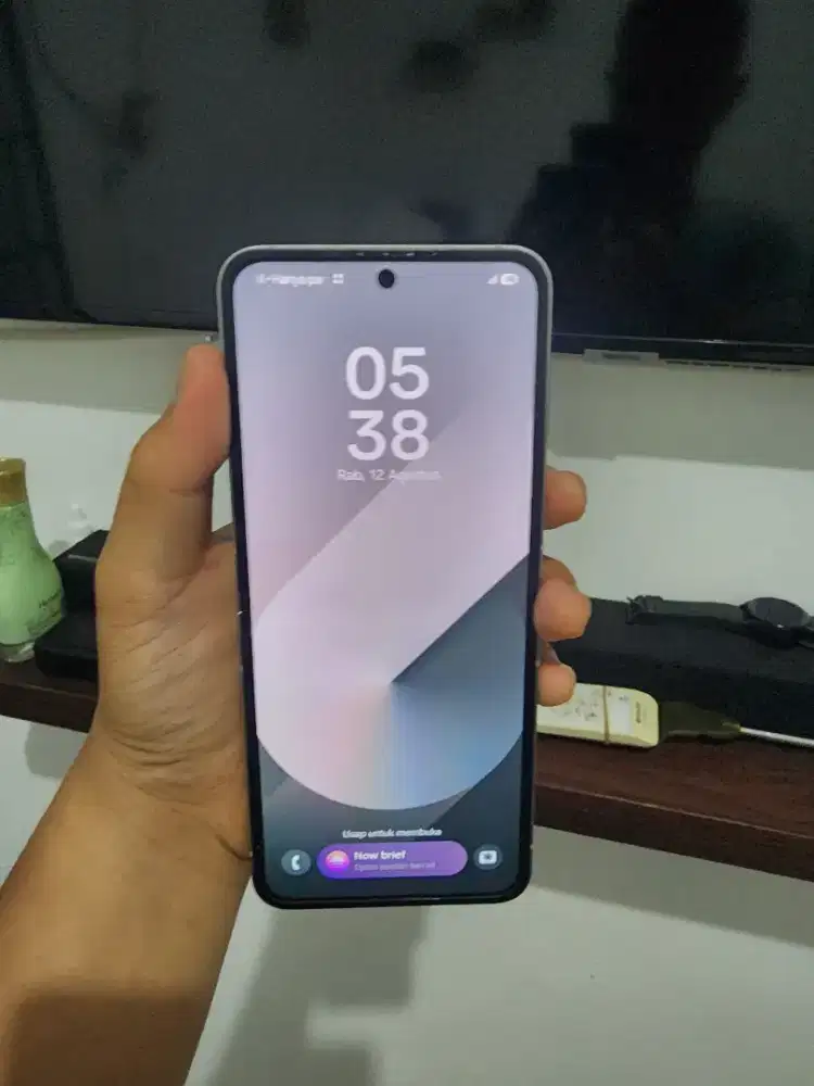 Samsung Galaxy Z Flip 6 Resmi sein 12/256 gb Fullset No minus