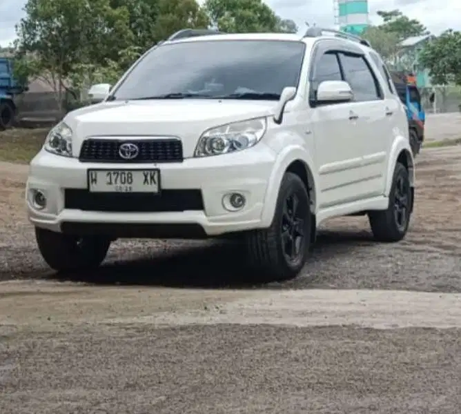 Toyota Rush 2014 Bensin