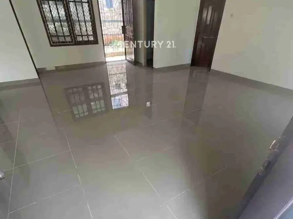Dijual Rumah Luas Nyaman Siap Huni Di Pesona Anggrek Bekasi Utara