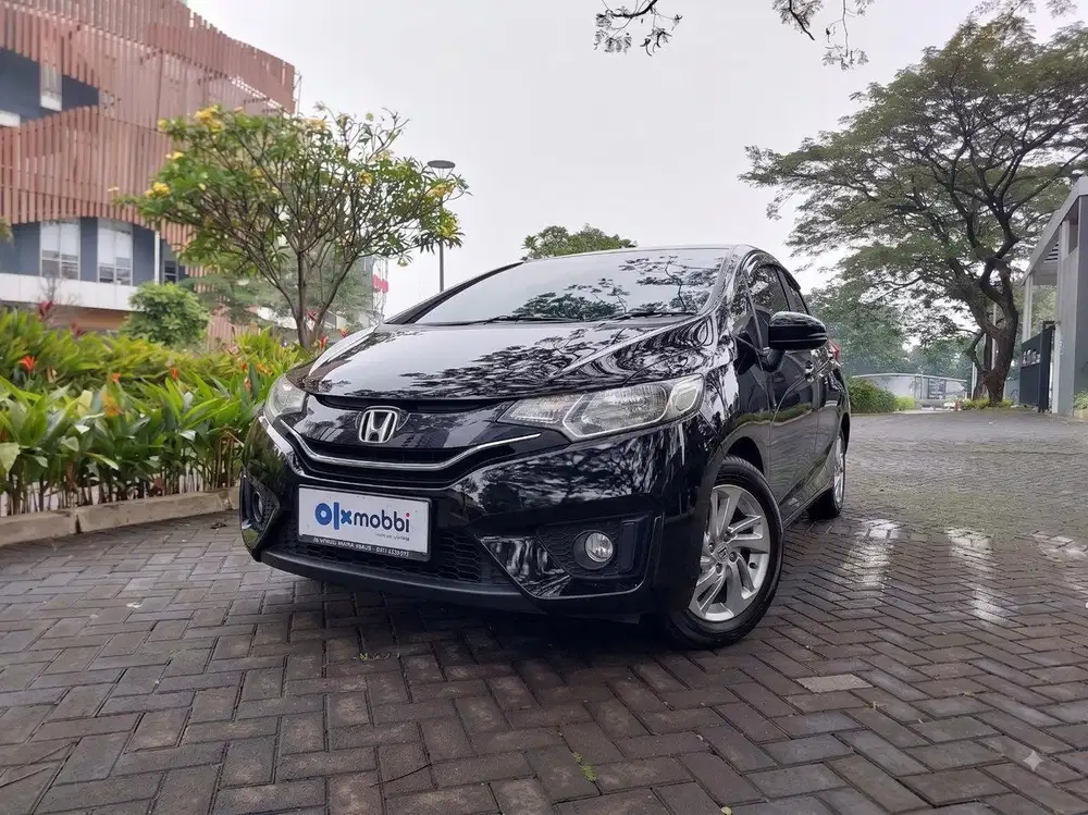 TDP 1 JUTA Honda Jazz 1.5 S Bensin-AT 2017 Hitam CEVKB