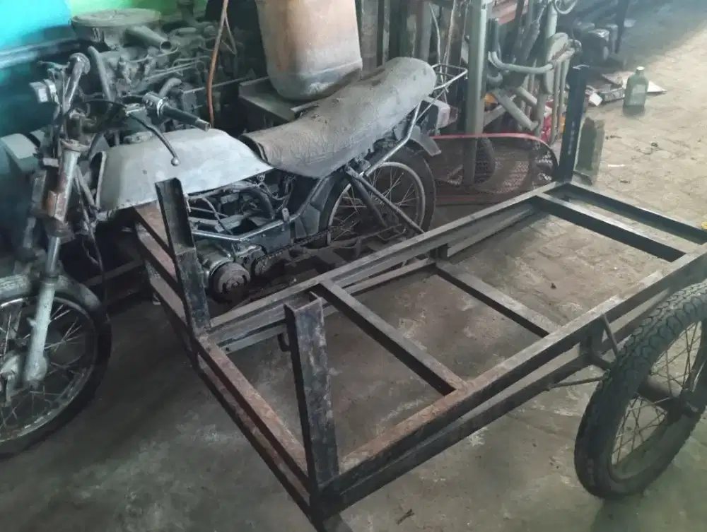 Becak barang honda
