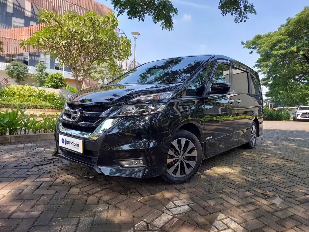 TDP 1 JUTA Nissan Serena 2.0 Highway Star Bensin-AT 2019 Hitam C8TMB