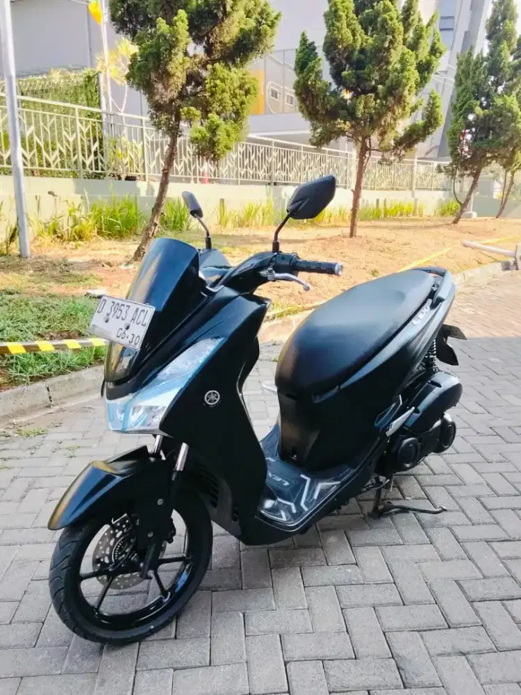 Jual Yamaha Lexi tahun 2020 mulus sekali siap pakai komplit