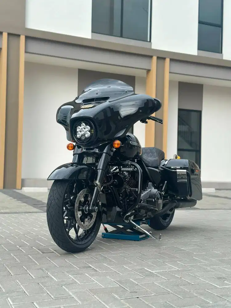 STREETGLIDE SPECIAL 2020