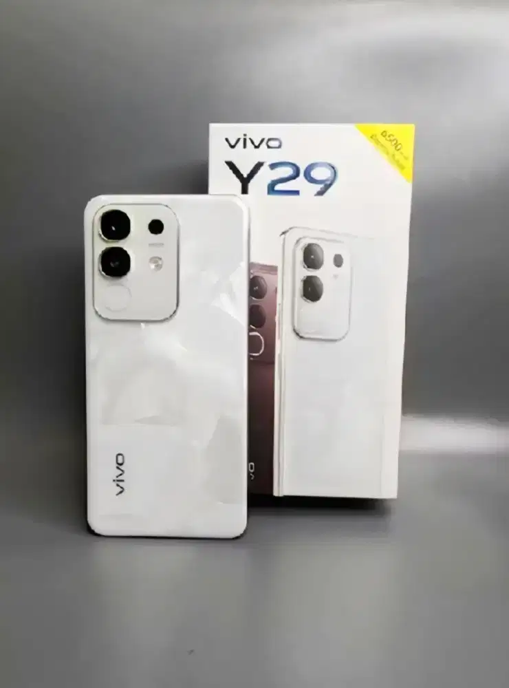 Vivo y29 16/256 white