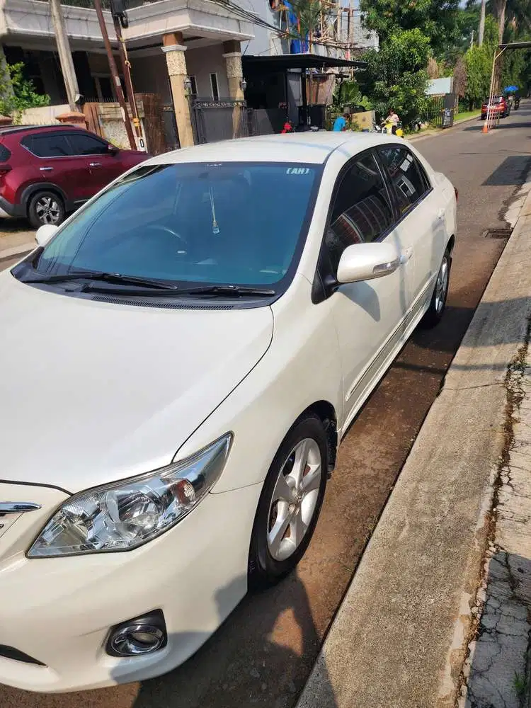 Toyota Corolla Altis 2013 G 1800cc Putih Low KM