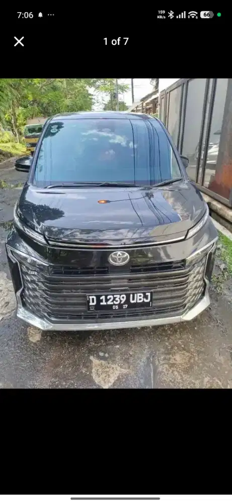 Toyota Voxy 2022