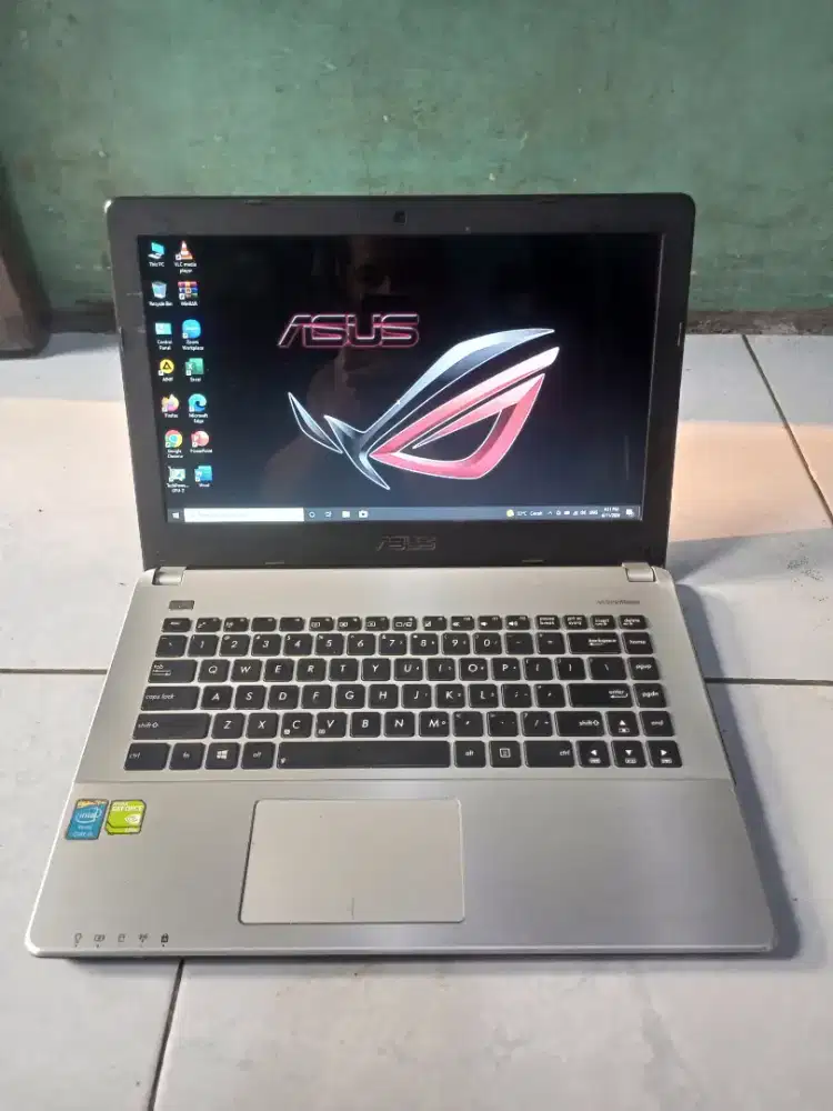 Asus A450L i5 Gen4 Double VGA