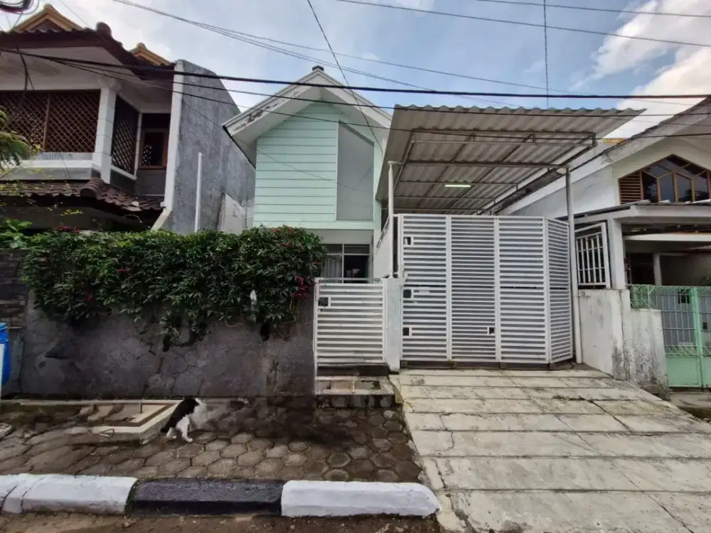 Dijual Rumah Bagus Minimalis Modern 2 Lantai Di Komplek Sanggar Hurip Soekarno Hatta Dekat SMKN 9 dan Metro Indah Mall