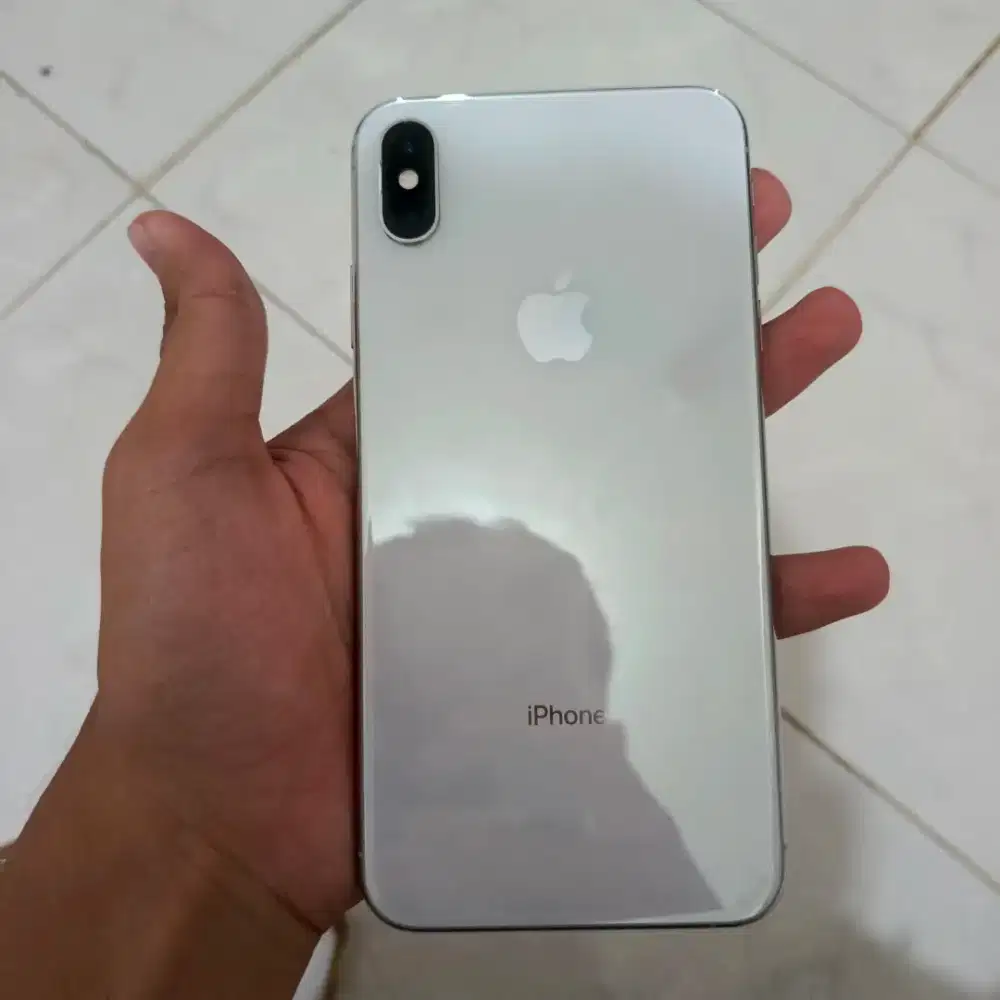 Di jual iphone xs max 256 all op