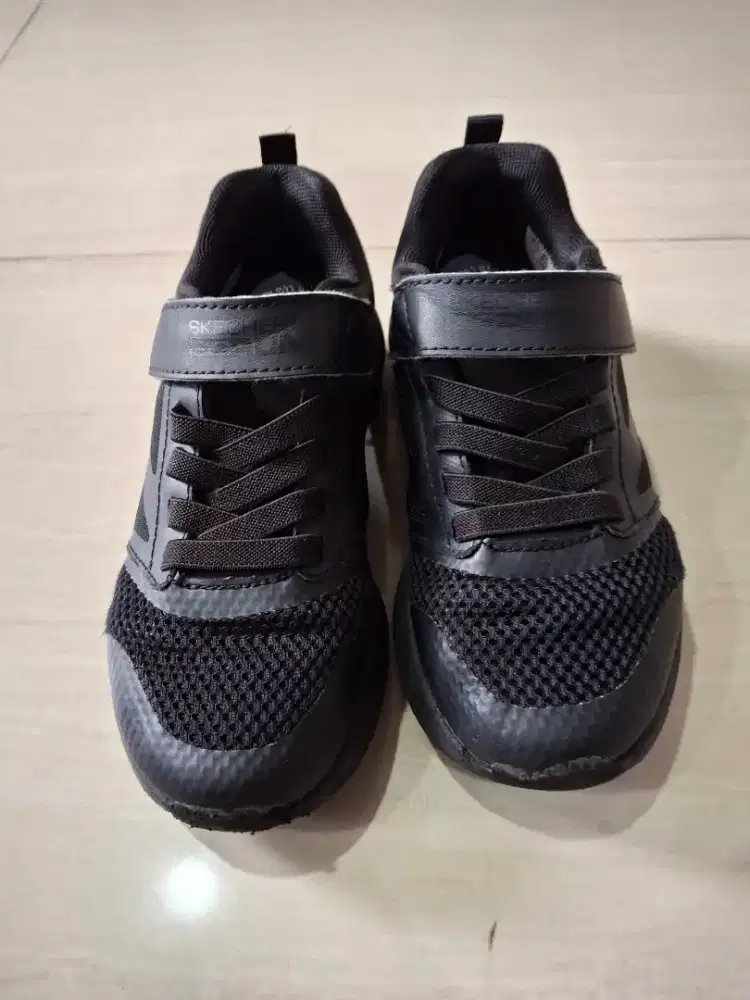 Sepatu anak skechers original 100%