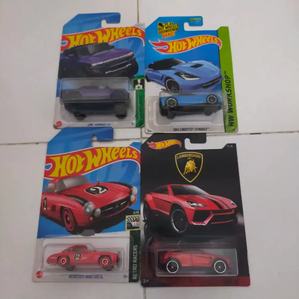 Take all hotwhells 4 item kondisi card bubble mulus siap pakai