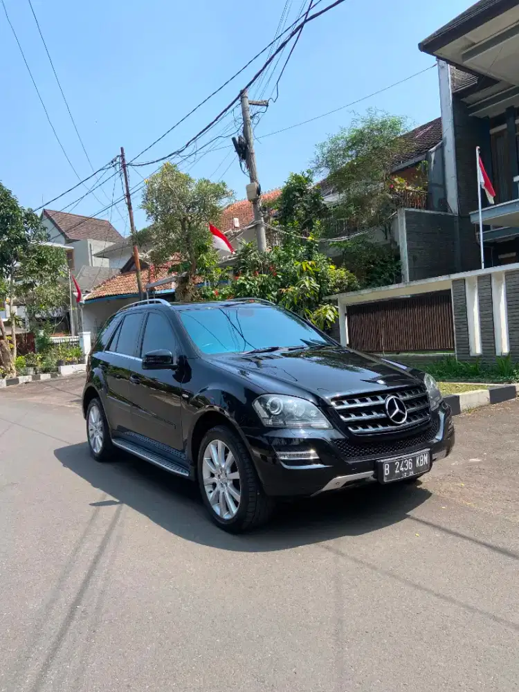 MERCEDES BENZ ML 350 AT 2011