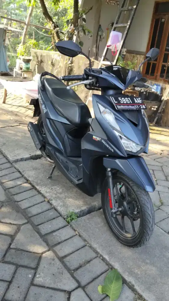 Sepeda motor Honda beat deluxe