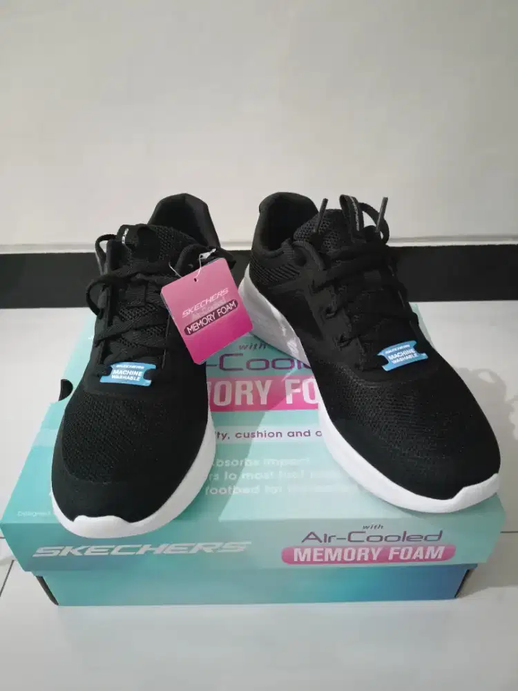 Sepatu Skechers