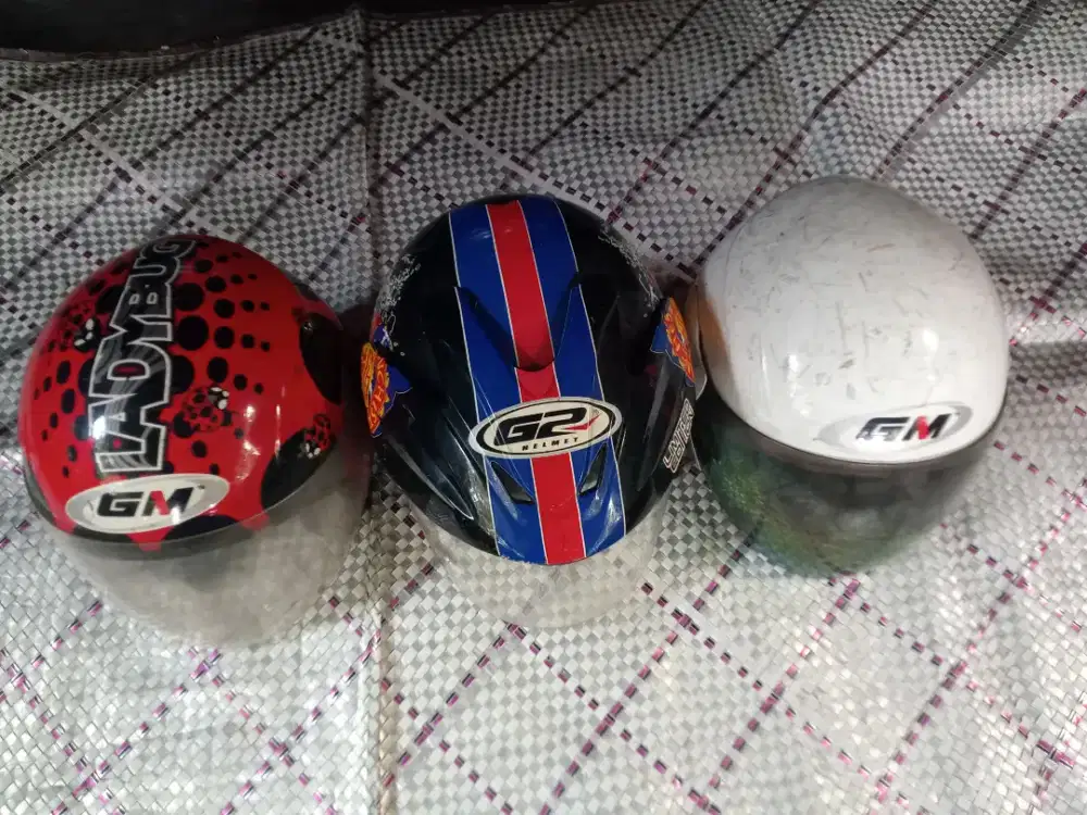 Helm bekas layak