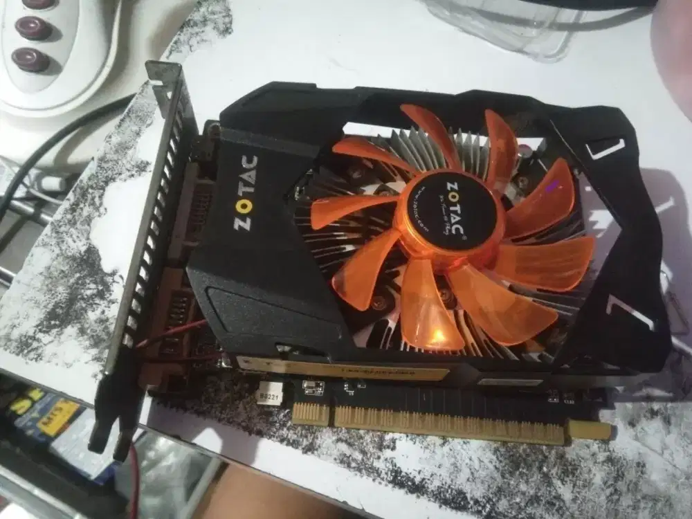 vga gtx 650 ddr5 zotac 1gb 4pin