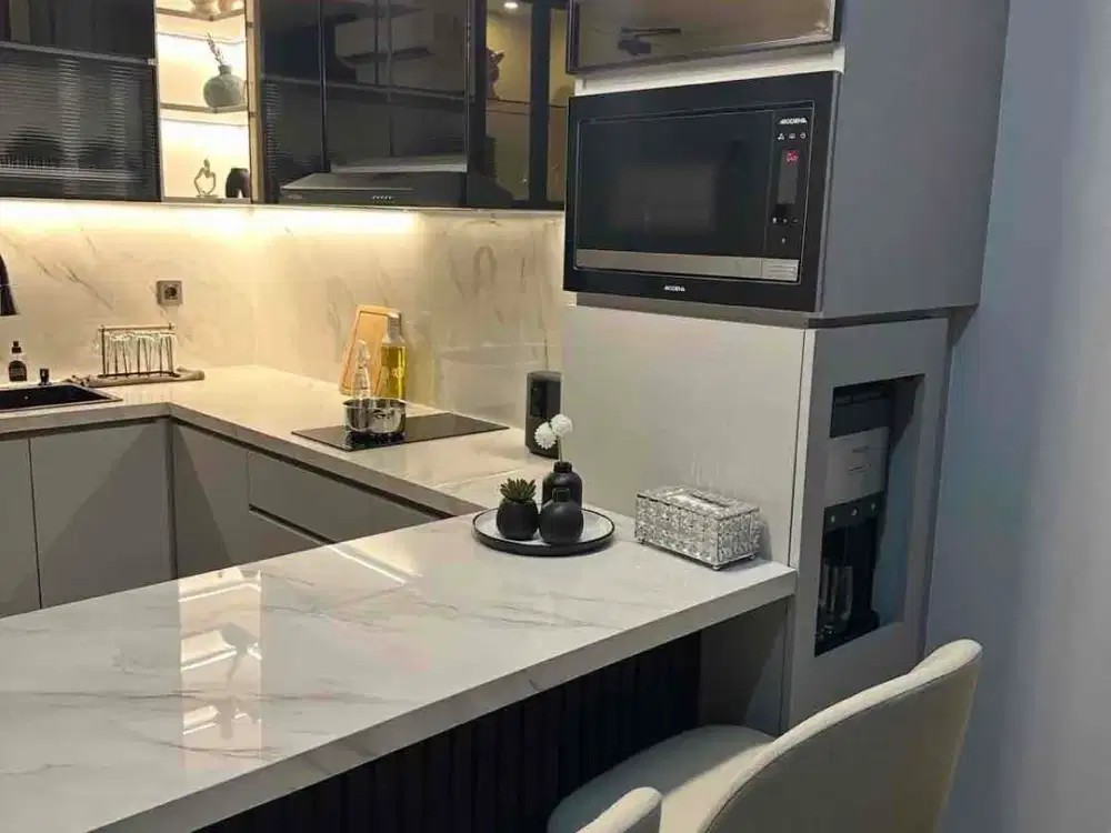 DISEWAKAN Apartment Landmark Residence Bandung (pasir kaliki)
1 BR with Living Room
Luxury Interior
View Playground, Tower B
1 Kasur Lady Americana
2 AC
2 TV samsung smart tv 50inch & 43inch
1 sofabed
Waterheater
Microwave + Air fryer + Rice cooker + Dish