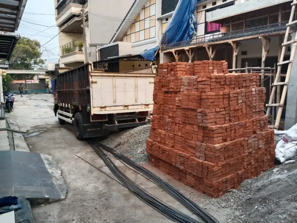 Lowongan Supir / Kenek Toko Bangunan