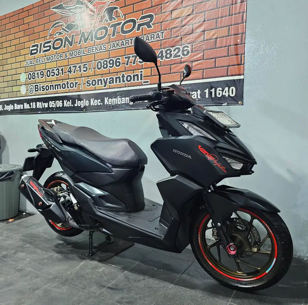 Seperti baru! HONDA VARIO 160 Fi ABS ISS ALARM 2024 Pajak Panjang