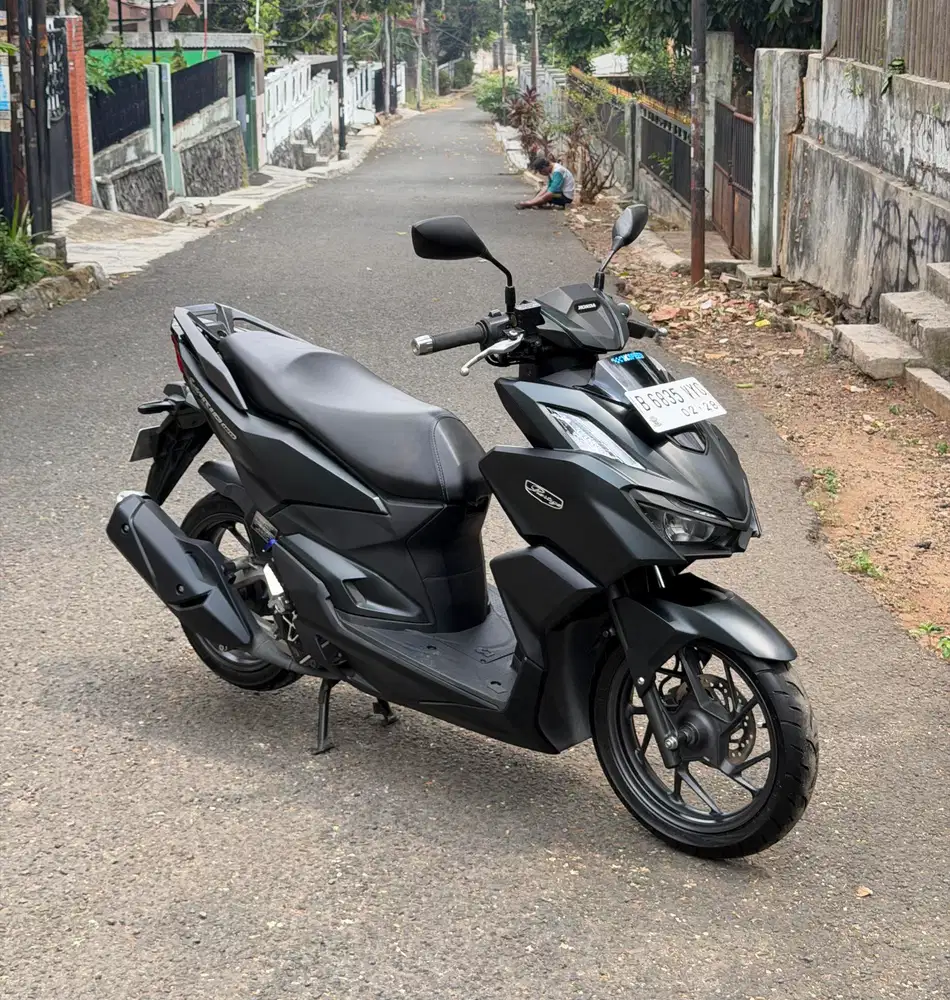 Seperti baru! HONDA NEW VARIO 160 CBS ISS ALARM 2023 pajak ON