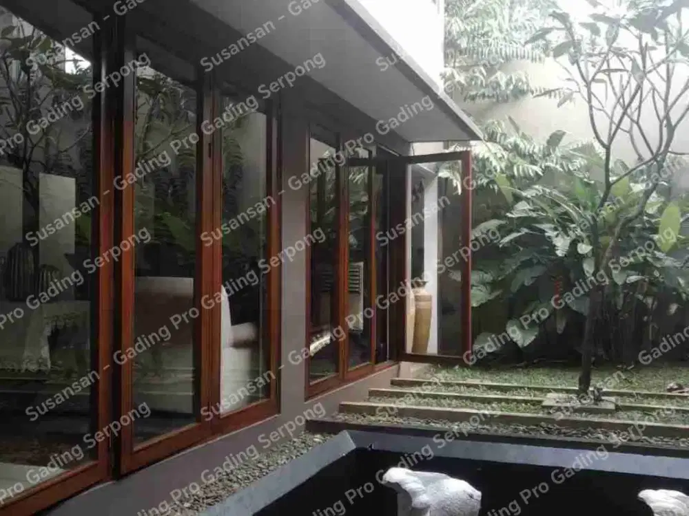 Jual rumah cluster Versailles lokasi sangat strategis