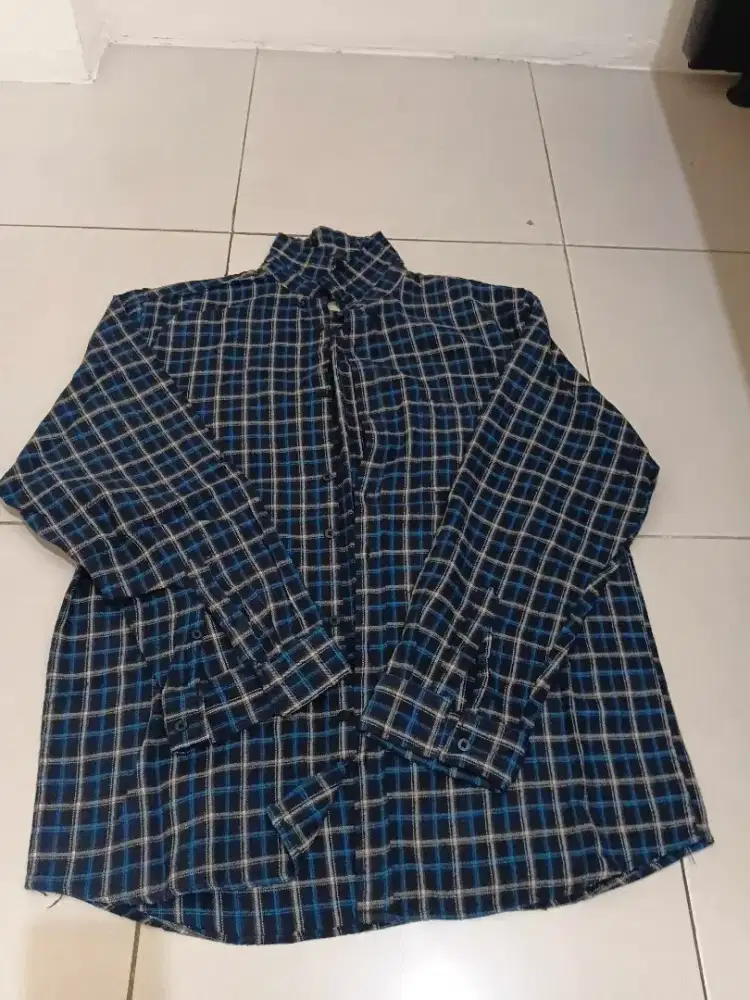 Dijual kemeja erigo size XXL ori