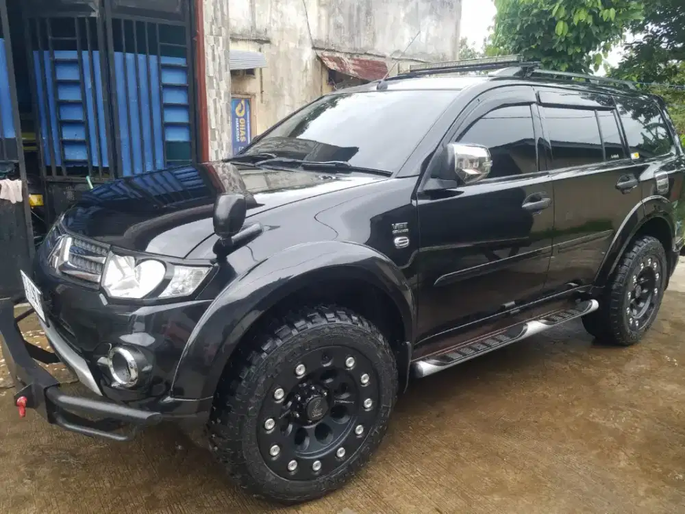 Dijual Pajero sport 4x4 Dakar AT
