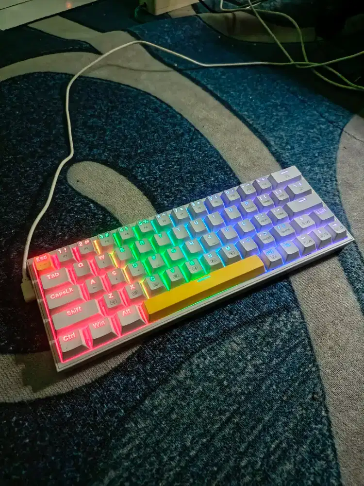 KEYBOARD GAMING / Mechanical Keyboard 70% Body Merek Gamen atitan V