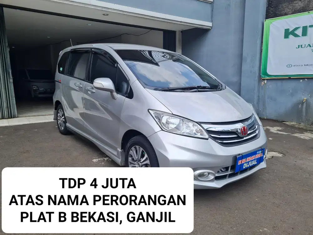 TDP 4 JUTA Honda Freed PSD MATIC 2012
