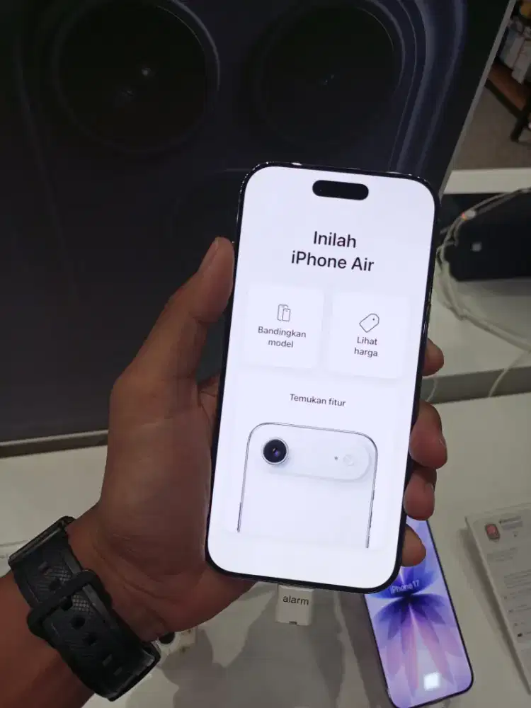 CICILAN RINGAN CUKUP KTP BUNGA 0% IPHONE AIR PAKE HOMECREDIT