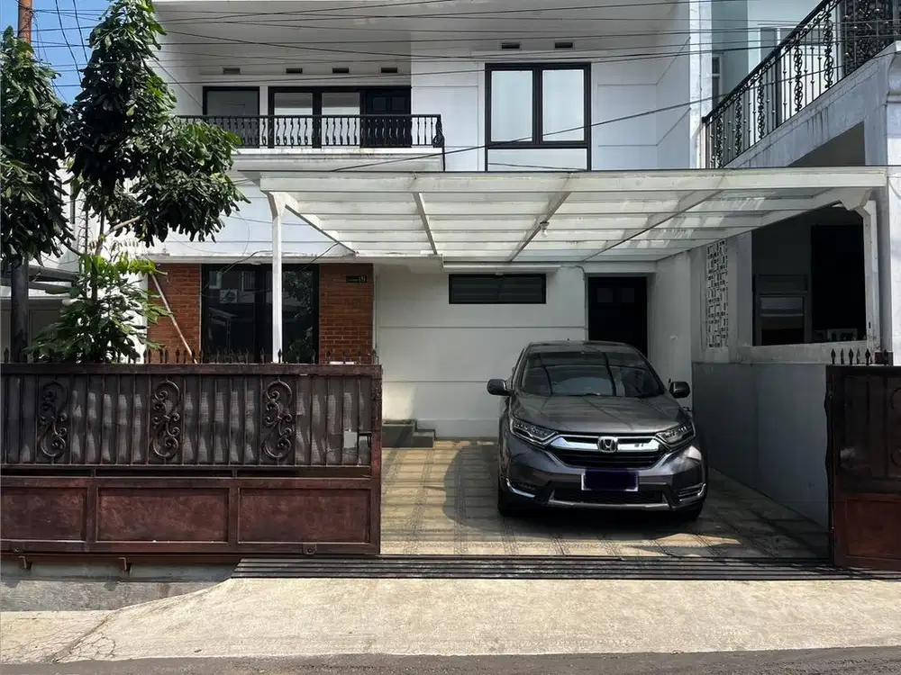 Rumah layak tinggal dan strategis  bagi keluarga di Turangga.