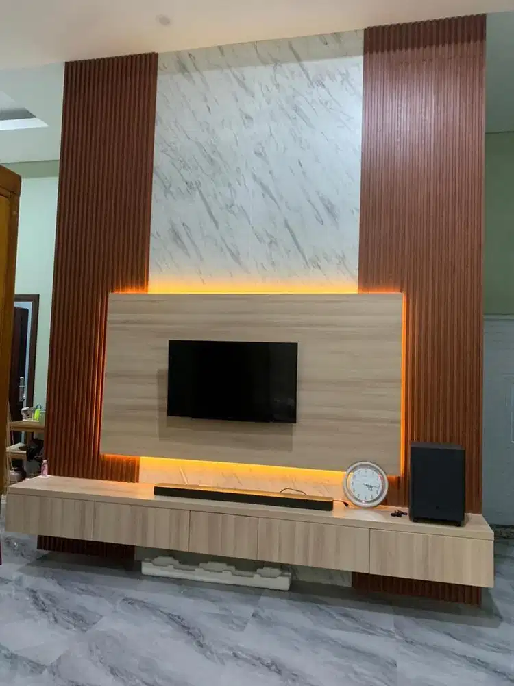 Backdrop tv minimalis