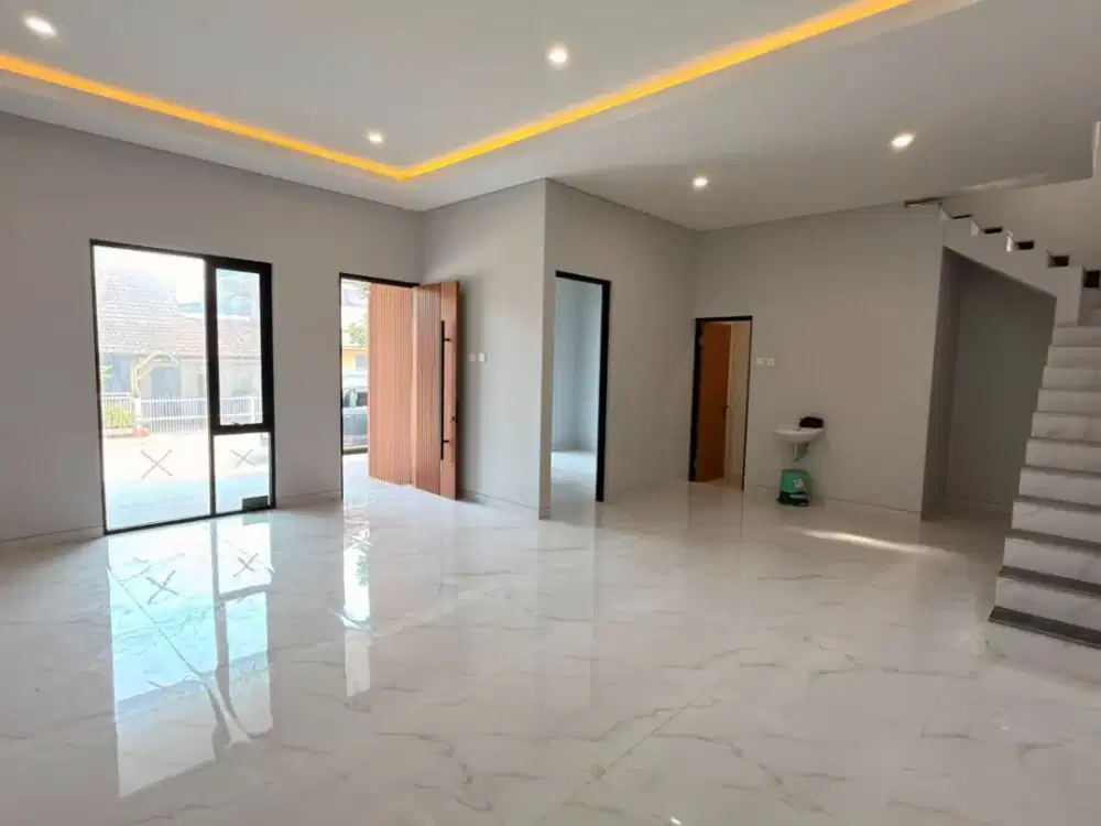 Dijual Rumah Baru 3 Kamar Tidur, Hadap Selatan, Taman Kopo Indah 1