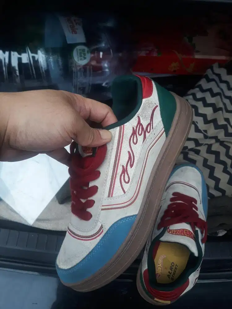 sepatu edisi hotwheels ORI