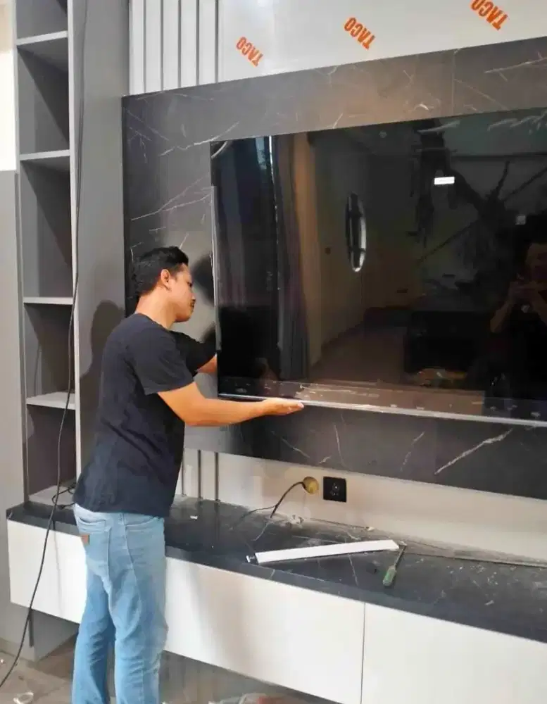 Jual bracket tv/briket tv/gantungan tv/braket tv/breket tv