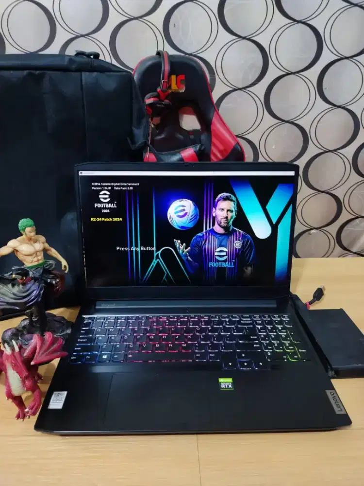 LENOVO GAMING 15-ARCH RTX RGB