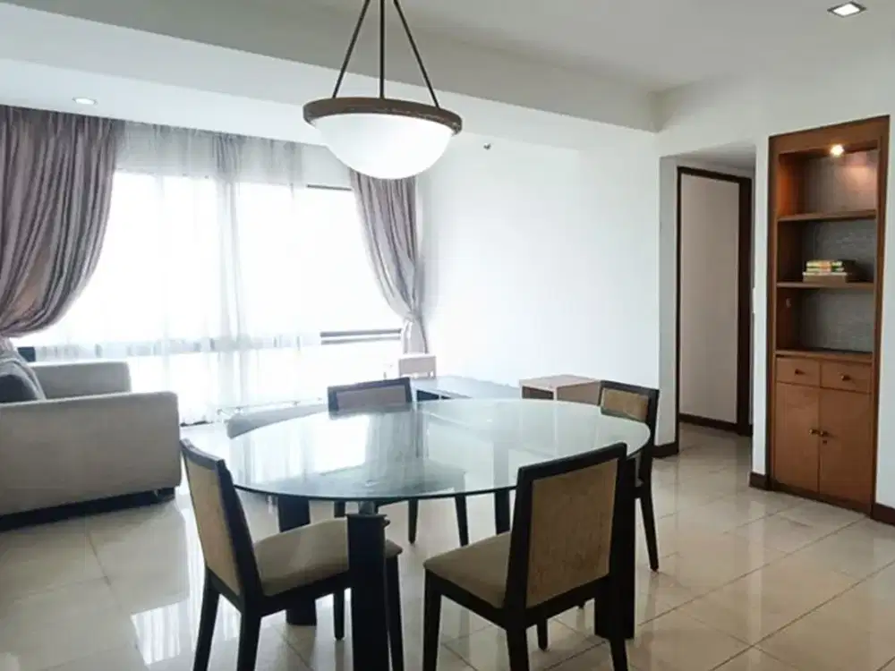Disewa 100juta perTahun, Fully Furnished Taman Anggrek Condominium 2 Bedroom, Low Floor