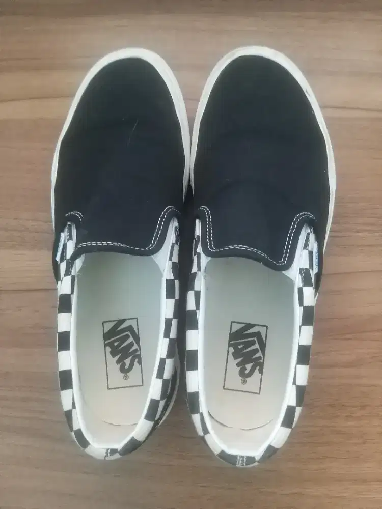 VANS SLIP ON SIDEWALL