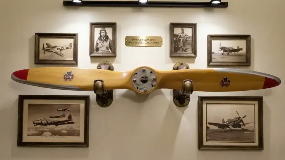 Hiasan baling propeller pesawat kayu lawas vintage antik jam jaket