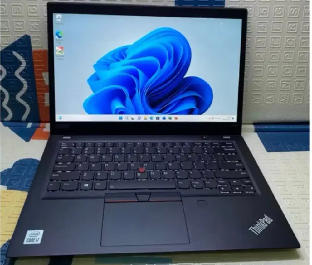 Lenovo Thinkpad T14S Core i7 gen 10