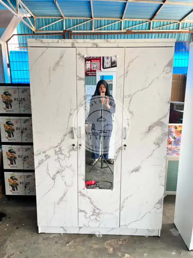 READY LEMARI PAKAIAN 3 PINTU MARBLE TERMURAH