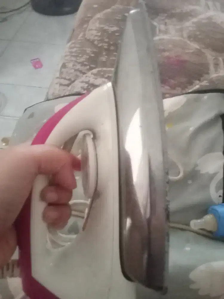 Dijual setrika pakaian Philips kondisi bagus