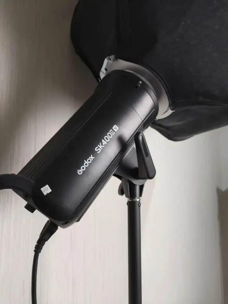 Godox SK400II-V + Softbox Godox + Godox lightstand normal siap pakai