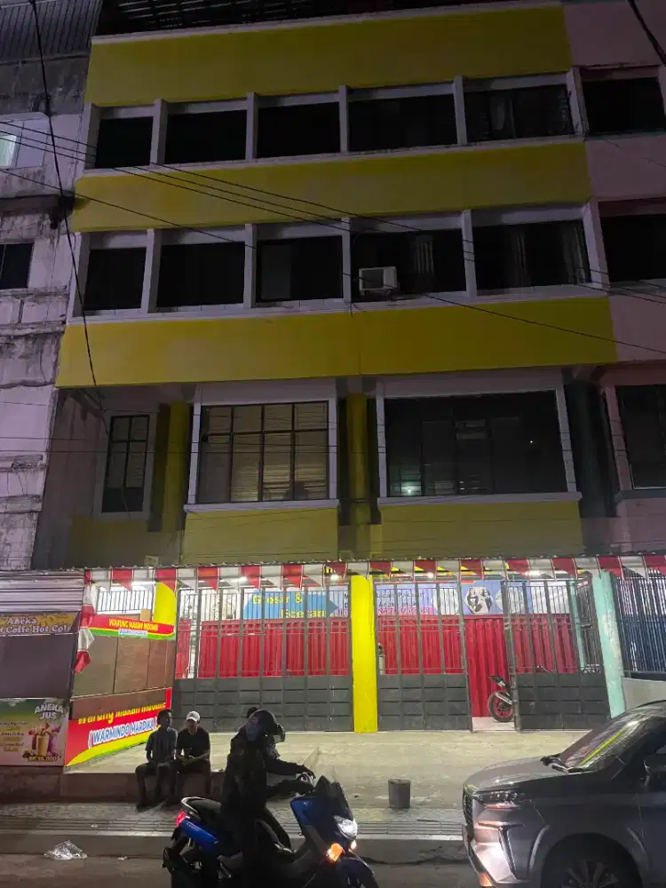 Jual/Sewa 2 unit Ruko 5 Lantai Gandeng, Strategis.