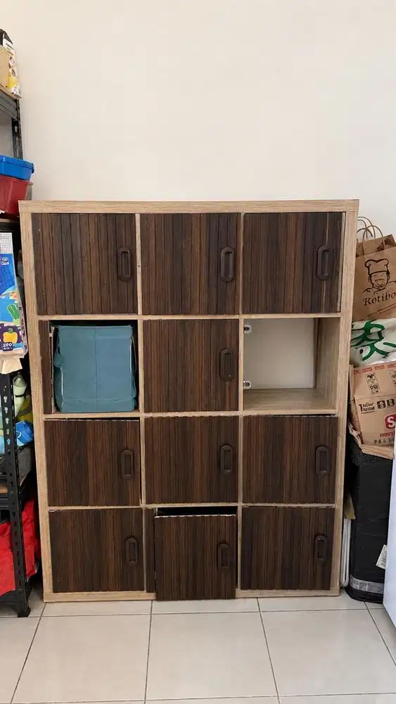 Rak Buku BookCase Merk Informa Beli 1,3jtaan
